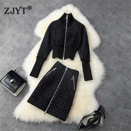Runway Fashion Winter Outfit Dames Lovertjes Lantern Sleeve Short Jacket and Skirt Suit 2 Stuk Matching Set 210601