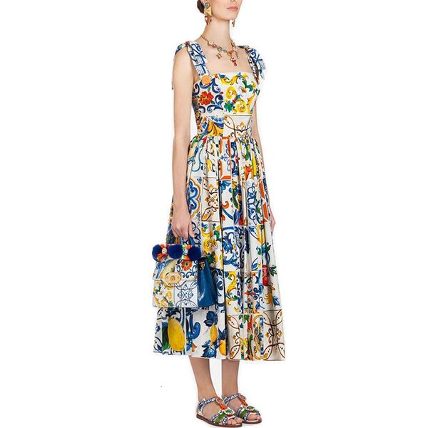 Fleur de piste robe sexy d'été pour femmes, sangle spaghetti bracelet de soleil bleu et blanc en porcelaine fleurie longue robe 240410