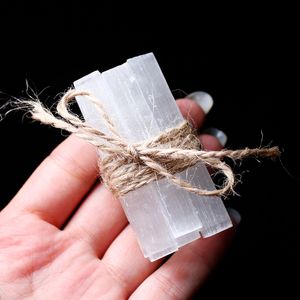 Runyangshi 10pcs chips de cristal de selenita natural gypsum cuarzo blanco minerales muestra punto de curación piedra de curación