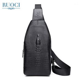 Ruoci Nieuwe Mannen PU Leer Hoge Kwaliteit Kruis Body Messenger Schouder Travel Bag Mode Casual Sling Pack Borst Tas Handtas Sac1