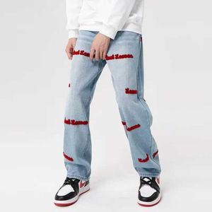 S 2023 Nouvelle lettre de mode broderie Baggy Men Hip Hop Jeans Pantalons Gothic Kpop Kpop Tableau de denim décontracté Pantalon Homme J240507