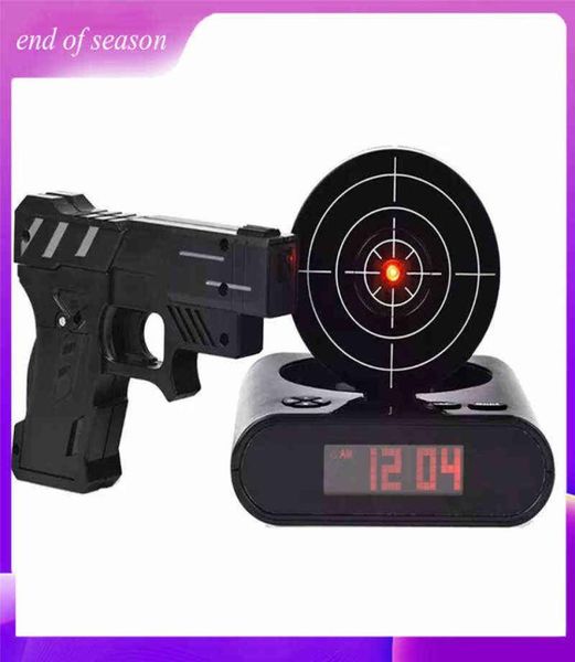 S Electronics Horloge de bureau Pistolet numérique Réveil Gadget Cible Laser Shoot pour enfants 039s Réveil Table Réveil 2111117652962