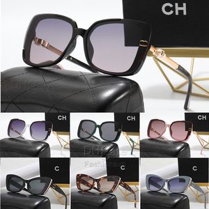 Mode classique Designer pour hommes femmes lunettes de soleil polarisées pilote surdimensionné lunettes de soleil femmes UV400 lunettes PC lentille plein cadre Polaroid Channel 775 S