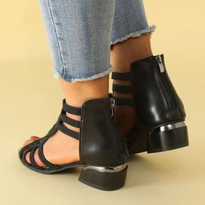 S Sandalen Vrouw Zomer 2024 Dikke hielband Diamant Outdoor Casual glanzende indoor Vrouwelijke schoenen Sandalias Sandaal Sandaal Sandal Sandalia