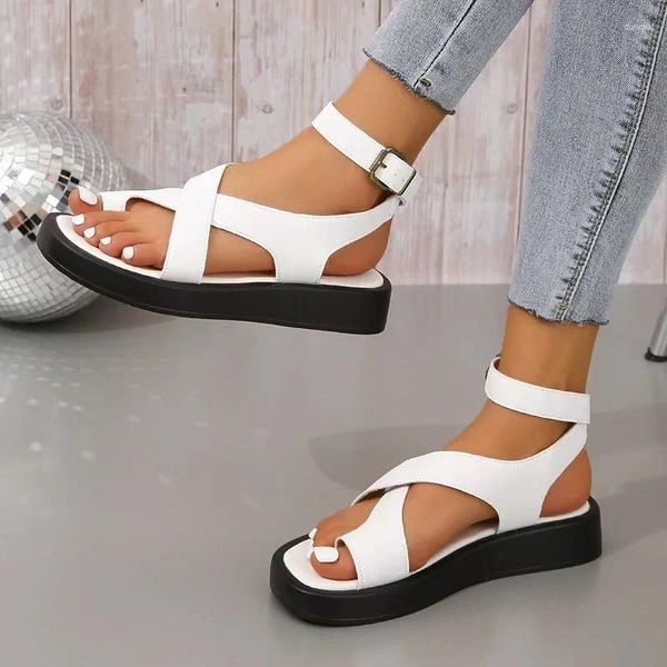 S Size cales Sandales d'été Plus femmes Peep Toe Backle Strap Platforme Ladies Beach Shoes Fashion Comfort 25 Céde Sandale Plu Ladie Shoe FaHion