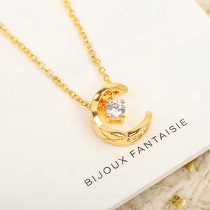 S Sterling Sier Diamond Designer Pendant Collier pour femmes Brands Shing Crystal Stone Colliers de cou court