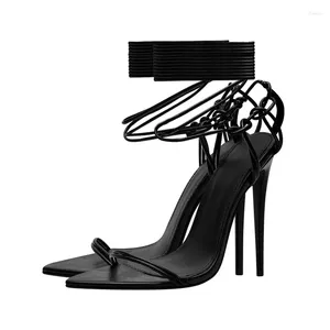 S Marque d'été Femmes Point Footwear Sandales Toe Talons hauts minces Femme Black Couleur solide Légère Ladies chaussures talons ladie Shoe Sandal Olid Hoes Hoe Andal