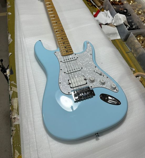 S T corps de guitare blanc perle pickguard couleur bleu ciel touche érable 6 cordes Guitarra livraison gratuite guitare électrique