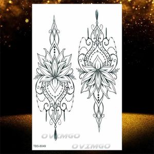 S1QW Tatouage Transfert Henné Lotus Tatouage temporaire pour femmes Fake Jewelry Chains Black Flower Corpor Art Résumé Tatoo Sticker Transfer Girl Tattoo 240427