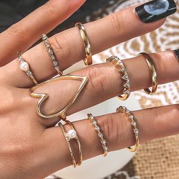 S2580 Joyería de moda Faux Pearl Rhinstone Crown Hollow Love Ring Set Anillos para nudillos 9pcs / set