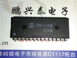 S3-3252. Double trempette en ligne de 28 broches, Harris Vintage Chips / HS3-3252. PDIP28, Composants électroniques / IC