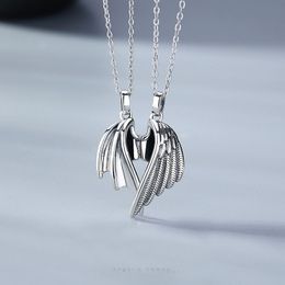 S3610 Fashion Jewelry Angel and Demon paar ketting tai verzilverde hangende man vrouwliefhebbers choker kettingen 2 stks/set