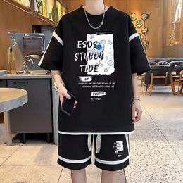 S6XL Zomer Oversized Herenset Koreaans Casual Sports Sit Breathable T -shirts Shorts 2 -delige High Street Clothing 240426