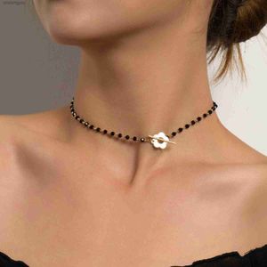 S7n4 Hanger Kettingen 7 Kleur Sieraden voor Vrouwen Luxe Designer Mode Temperament Zwart Kristal Glazen Kralenketting Eenvoudige Ot Knop Korte Bloemketting