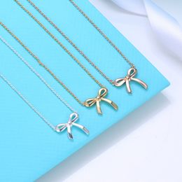 S925 COLETO NUEVO PARA MUJER ENMELO T SERIE BOW CORAZÓN CARDETA CADENA Moda de diseño de regalos de boda de lujo Joyería con caja