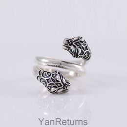 S925 Silver Double Snake Head Ring Vintage Sterling Silver Twisted Arm Double Snake Head Ring Britse stijl Hip Hop Male en vrouwelijke ring