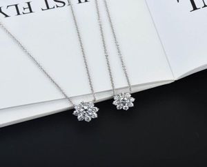 S925 Silver Flower hanglagige ketting oorrang met sprankelende diamanten in twee maat en platinumkleur voor vrouwen bruiloft sieraden gi6795690