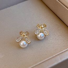 S925 Silver Pearl Small Bee oorbellen voor vrouwen Fashion Mini Electroplated Stud Earrings sieraden Gift in Bulk