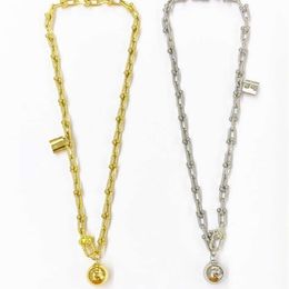 S925 Silver TiffanyJewelry Heart Pendants coréen à bas prix avec un acier en titane en or 18 carats gravé pour les femmes classiques du nouveau collier de perles