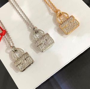 S925 sterling zilveren diamanten tas designer hanger ketting voor vrouwen luxe merk shing crystal handtas korte choker kettingen jew6967572
