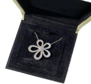 S925 Sterling Silver Diamond Clover Designer Pendant ketting voor vrouwen luxe merk Shing Crystal Sun Flower Short Choker Necklac2623258