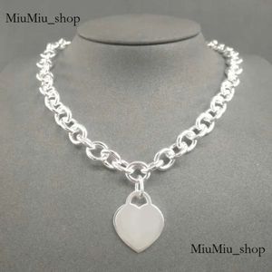 S925 STERLING Silver pour femmes Colliers de chaîne de charme pendentif en forme de cœur classique Collier de bijoux de marque de luxe Q0603 729