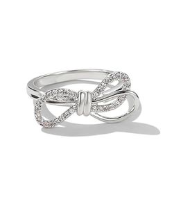 S925 sterling zilveren kleine speelse strikring voor vriendin Knop elegante diamanten vrouwelijke sieraden als minnaar verjaardagscadeau1881425