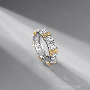 S925 STERLING Silver Micro-set Diamond Trend Couple Anneau Lumière Niche de luxe haut de gamme exquise Net Red Unisexe Jewelry Gift7293832