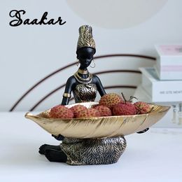 Figuras de almacenamiento de mujer negra exótica de resina SAAKAR, figura africana, decoración de escritorio para el hogar, llaves, contenedor de dulces, objetos artesanales interiores 240220