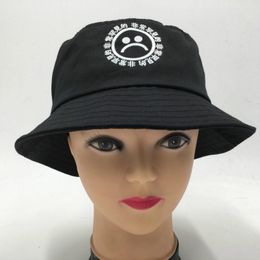 Droevige jongen en letters gedrukt casual mannelijke vrouwelijke ontwerper hoeden mannen vrouwen hiphop hoeden unisex emmer hoeden