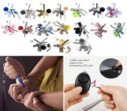 Keychain de sécurité pour les femmes Réglage avec disjoncteur de fenêtre d'alarme pom bouteille de bracelet Balm de lèvres pour lèvres Holder8859610