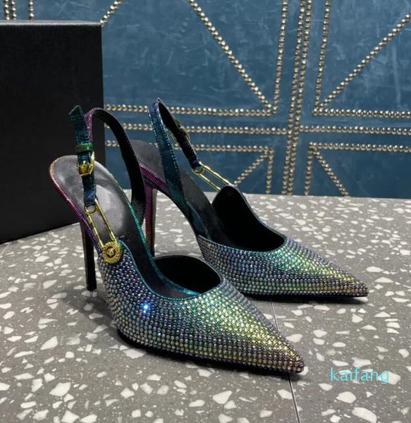 Épingle de sûreté Strass ornés de cristaux Escarpins chaussures talons hauts sandales à bout pointu Designers de luxe pour femmes slingback Chaussure habillée Soirée usine footwea