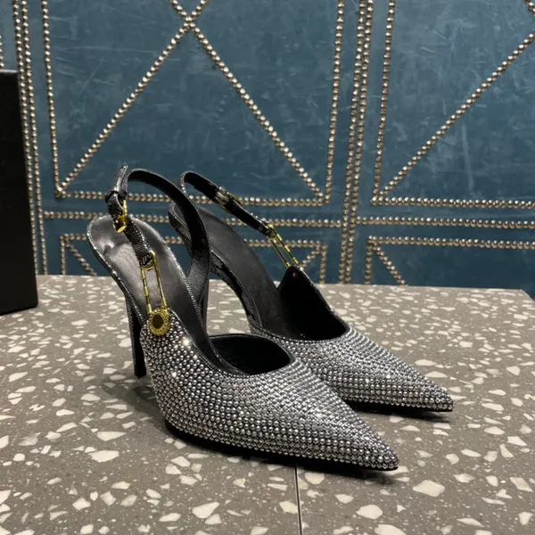 Épingle de sûreté Strass ornés de cristaux Escarpins chaussures talons hauts sandales à bout pointu Designers de luxe pour femmes slingback Chaussure habillée Chaussures d'usine de soirée