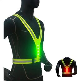 Veiligheidsreflecterend vest LED-looplicht Verstelbaar fietsvest Nachtwaarschuwing Werkvissen Sportvest 240123