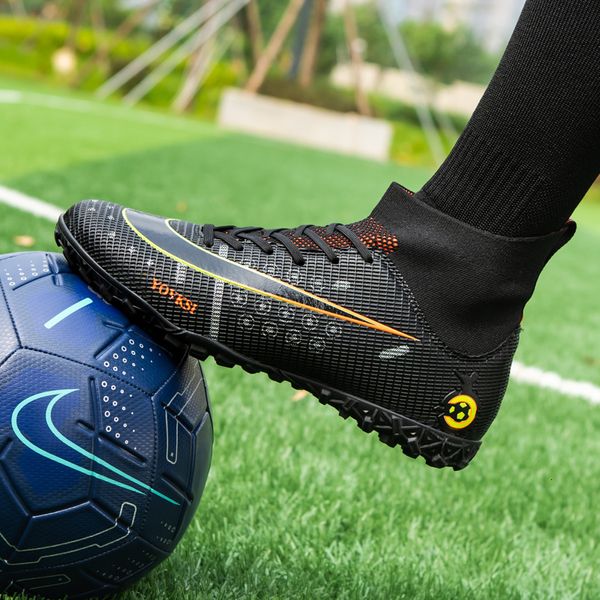 Zapatos de seguridad Zapatos de fútbol de alta calidad para hombres Utsole antideslizantes Botines de fútbol unisex Entrenamiento al aire libre Césped Zapatillas de deporte transpirables para pastizales 230711