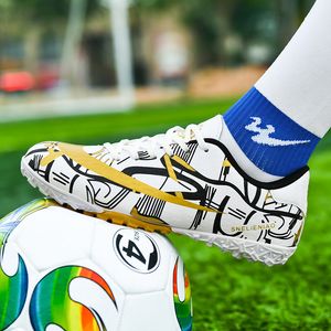 Chaussures de sécurité ZHENZU Football Bottes Enfants Hommes Femmes Garçons Football Chaussures Crampons Formation Sport Baskets Taille 35-45 230703