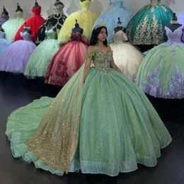 Sage Vert Puffy Princesse Fleur Quinceanera Robes Applique Perles Avec Cape À Lacets Corset Chapelle Train Doux 15 robes de xv anos