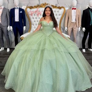 Robe Quinceanera vert sauge, épaules dénudées, paillettes scintillantes, perles, robes de fête pour filles mexicaines, 15 ans, 2024