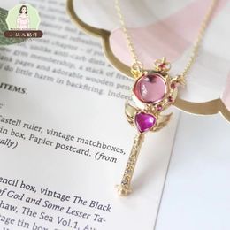 Colliers pendentifs de Sailormoon anime marin lune femmes cristal perle amour coeur baguette pendentifs de haute qualité élégant et à la mode collier de tempérament 79