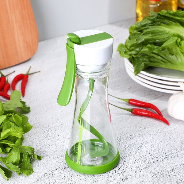 Outils à salade Rotation Vinaigrette Tasse à remuer Assaisonnement manuel Sauce Trempage Café Jus Mélangeur Bouteille pour accessoires de cuisine 20220607 D3