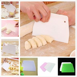 Sale Cream Smooth Cake Trapezoid Spatula Baking Pastry Tools Dough Scraper Kitchen Butter Knife Dough Cutter