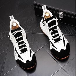 Vente hommes Hot Fashion Work Shoe Europe Europe Standard Winter Casual Party Sport Chaussures robes de mariage Chaussures Business W17 4858 S S