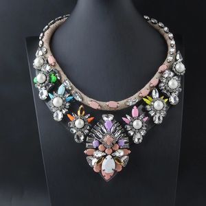 Ventes Shourouk Vintage haute qualité mode colliers ras du cou déclaration collier pendentif fleur cristal femmes luxe Jelwery 322 240311