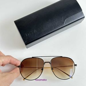 Gafas de sol DITA del mismo estilo para hombres y mujeres en el diseñador de mostrador Gafas de metal de doble haz Color degradado Resistente a los rayos UV M669 ZZKJ