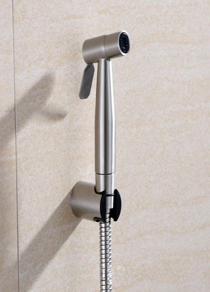 Exemple de link304 en acier inoxydable à la main-d'œuvre de toilette pistolet pistolet de douche nickel nickel brack baillé la tête de banc de bombe set6140530