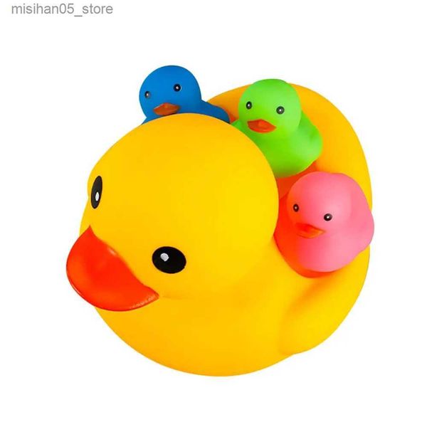 Sable Player Water Fun 4 Pieces de Baignais de canard Enfants Toys Bath Duck Toys Colored Rubber Ducks Family Poussins Souchés Baby Shower Toys Q240426