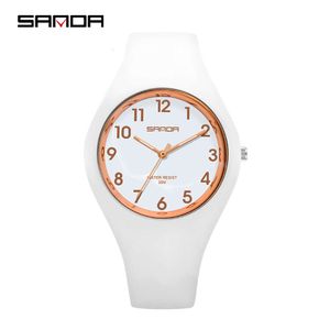 Sanda Jelly-serie Nieuw 6056 klein en gepersonaliseerd modetrend elektronisch quartz dameshorloge