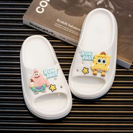 Sandalia Diseñador Envío gratis Diapositivas Sliders para niños GAI Pantoufle Mules Hombres Mujeres Zapatillas Zapatillas Sandles Color-10 Tamaño 26-39 44464