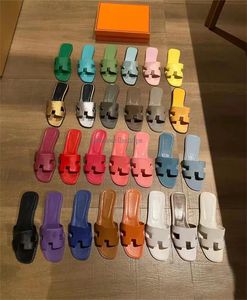 sandaal Luxe designer lederen damessandalen zomer platte schoenen mode strand damesslippers letter drag Slides slippers voor dames Dames sexy slipper 35-41