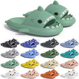 Livraison gratuite Sandale One Slides Slipper Designer Shark pour Gai Sandals Pantoufle Mules Men Femmes Slippers Trainers Flip Flops Sandles Color8 50 Wo S 101 S 169